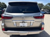 2016 Lexus LX - Preview 4