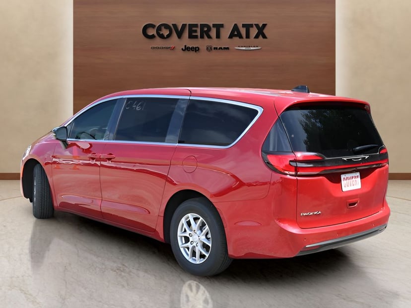 2027 Chrysler Pacifica - Image 2
