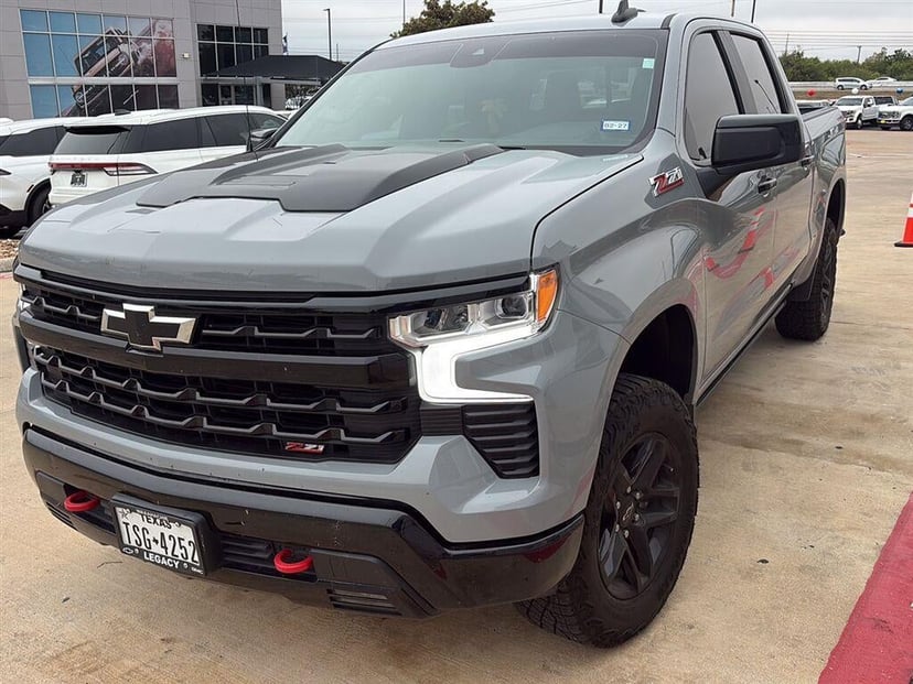 2024 Chevrolet Silverado 1500 - Image 1