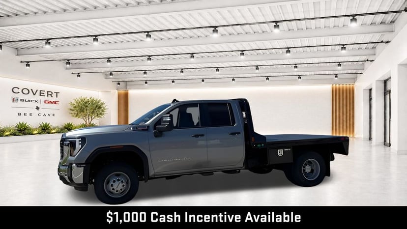2026 GMC Sierra 3500 HD - Image 2