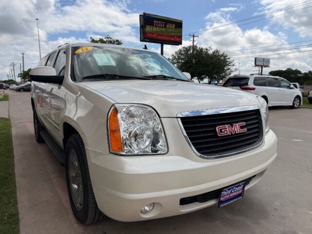 2014 GMC Yukon XL 1500 - Image 2