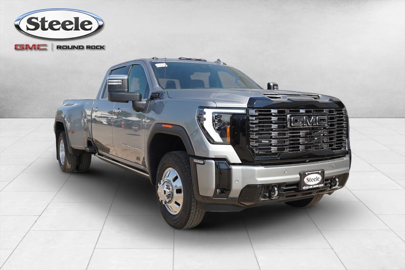 2026 GMC Sierra 3500 HD - Image 2