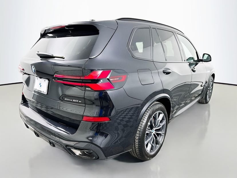 2026 BMW X5 - Image 3