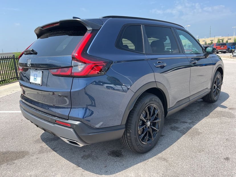 2026 Honda CR-V - Image 3