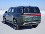 2024 Rivian R1S - Preview 7