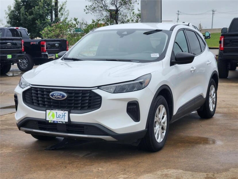 2025 Ford Escape - Image 2
