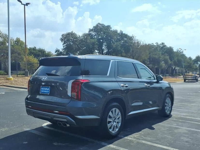 2025 Hyundai Palisade - Image 3