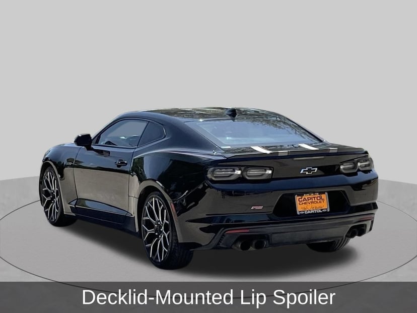 2022 Chevrolet Camaro - Image 3