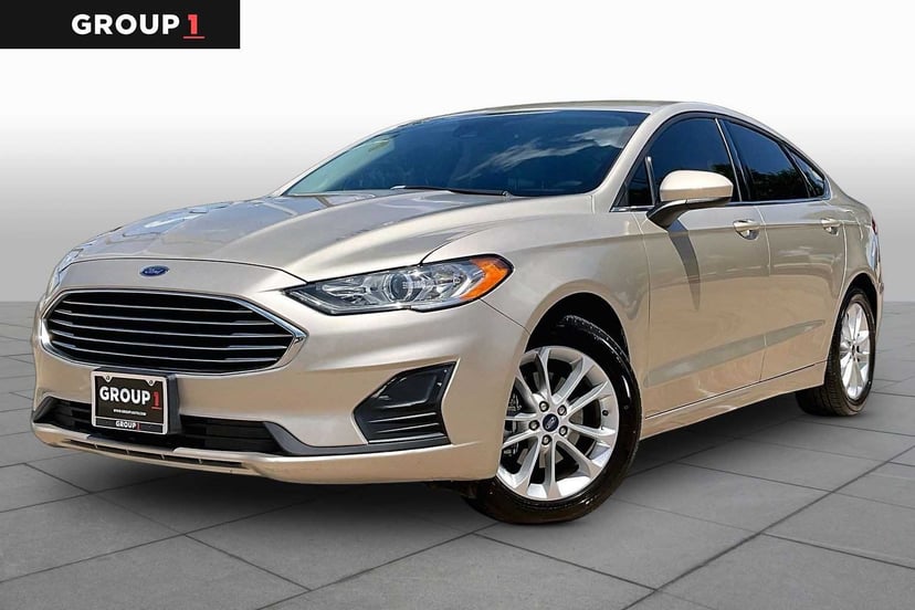 2019 Ford Fusion - Image 1
