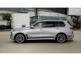 2027 BMW X7 - Preview 4