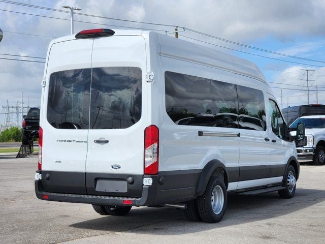 2026 Ford Transit - Image 3