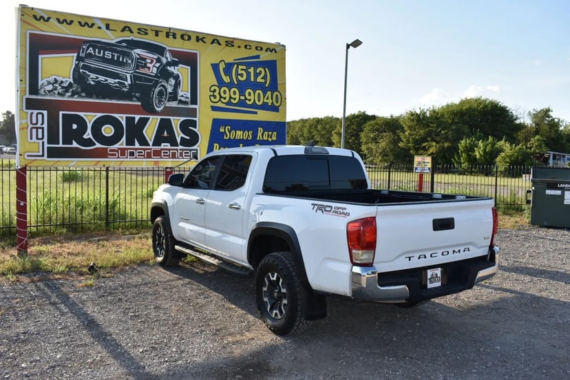 2017 Toyota Tacoma - Image 2