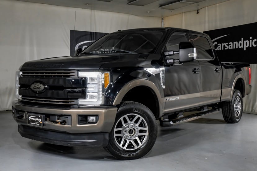 2017 Ford F-250 - Image 2