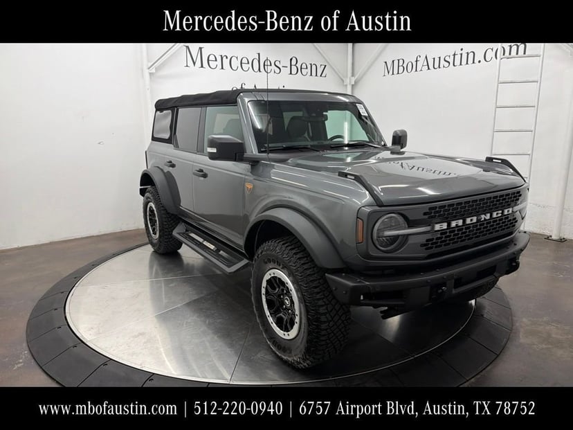 2021 Ford Bronco - Image 1