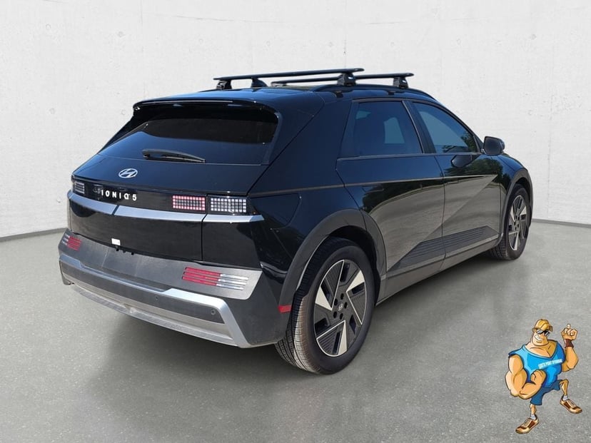 2025 Hyundai Ioniq 5 - Image 3