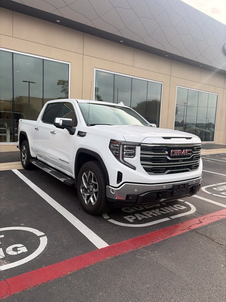 2026 GMC Sierra 1500 - Image 1