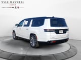 2023 Jeep Grand Wagoneer L - Preview 14