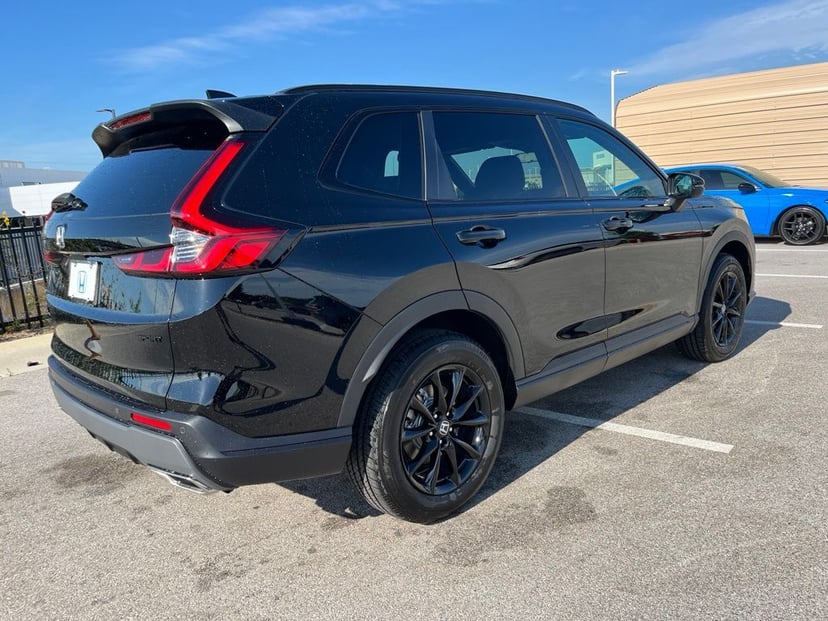 2026 Honda CR-V - Image 2
