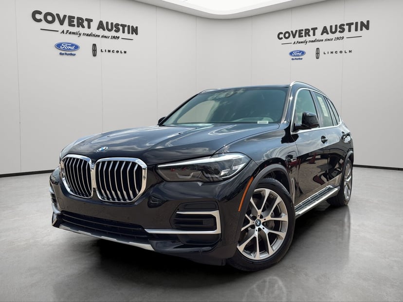 2023 BMW X5 - Image 1