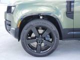 2026 Land Rover Defender - Preview 9
