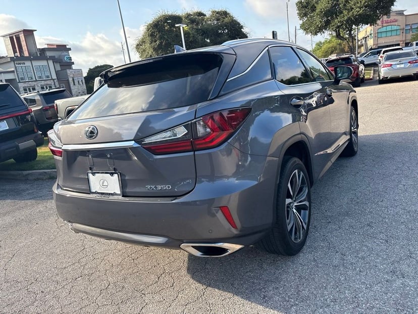 2019 Lexus RX - Image 3