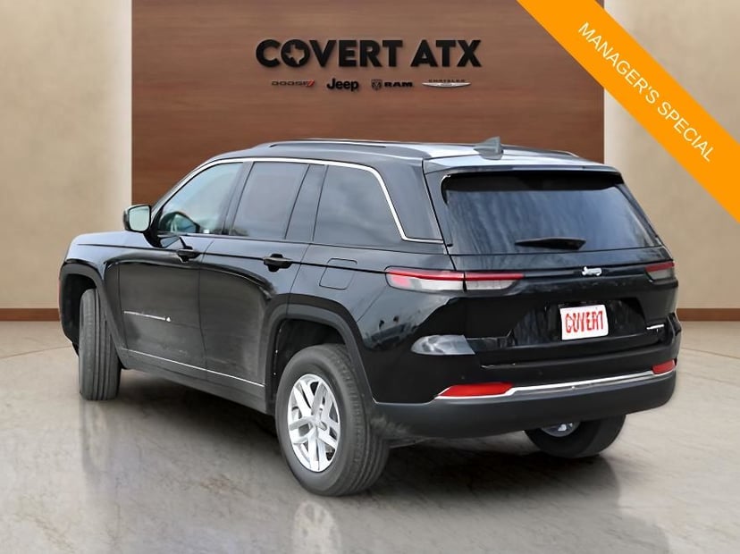 2026 Jeep Grand Cherokee - Image 3