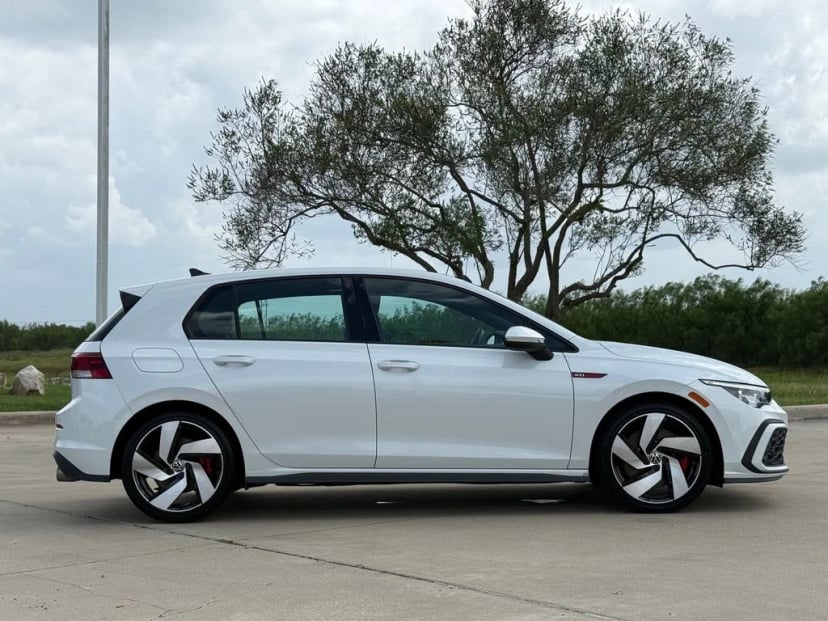 2024 Volkswagen Golf GTI - Image 3