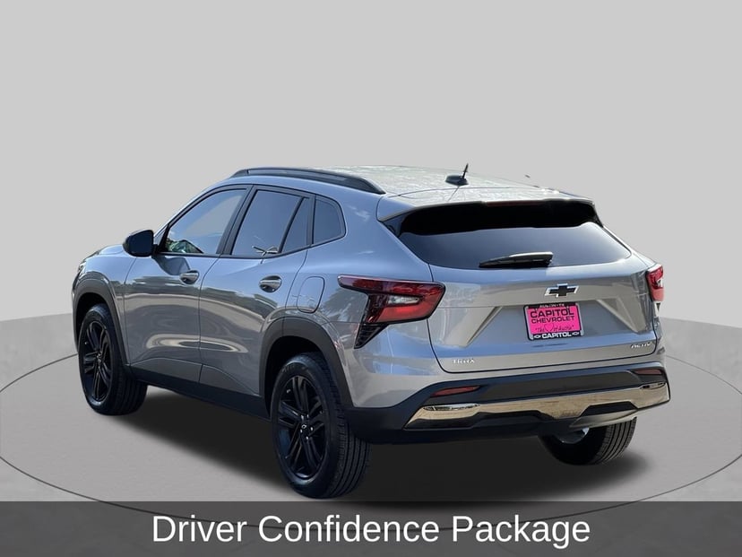 2025 Chevrolet Trax - Image 3