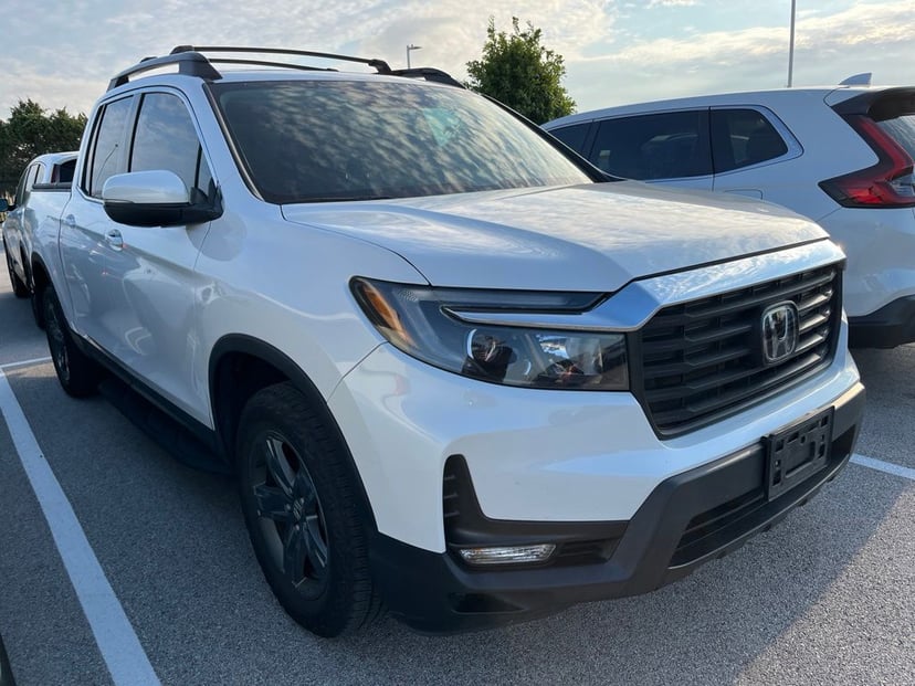 2023 Honda Ridgeline - Image 1