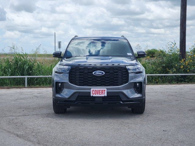 2025 Ford Explorer - Image 2