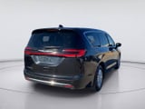 2023 Chrysler Pacifica - Preview 5