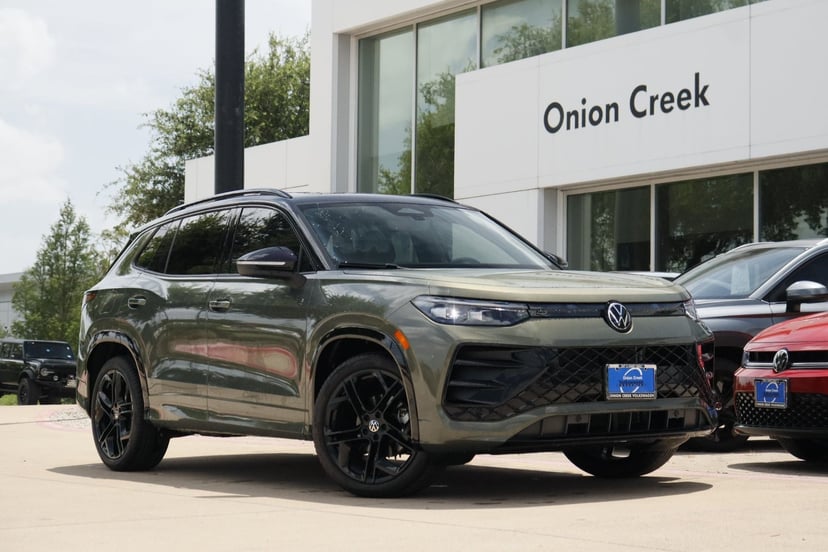 2026 Volkswagen Tiguan - Image 1
