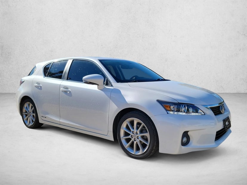 2013 Lexus CT - Image 1