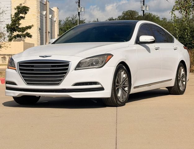 2015 Hyundai Genesis - Image 1