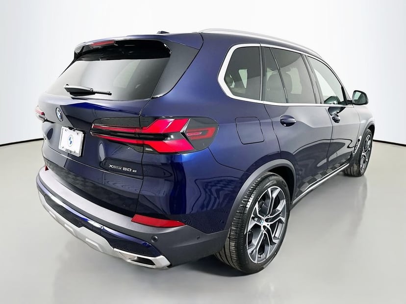 2026 BMW X5 - Image 3