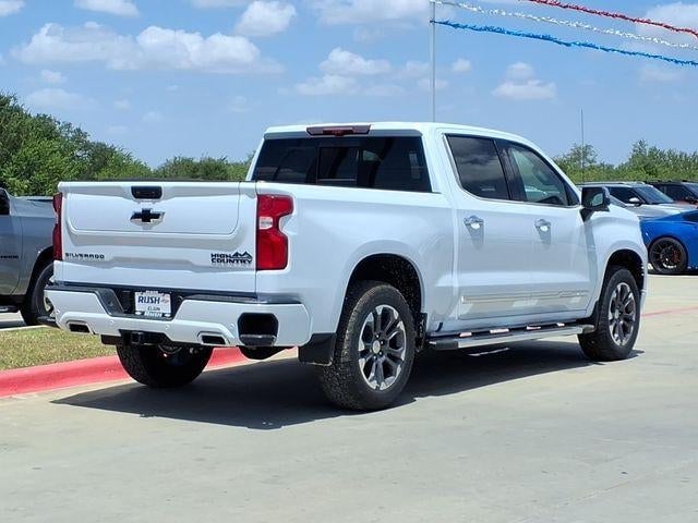 2026 Chevrolet Silverado 1500 - Image 3