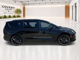 2027 Chrysler Pacifica - Preview 11