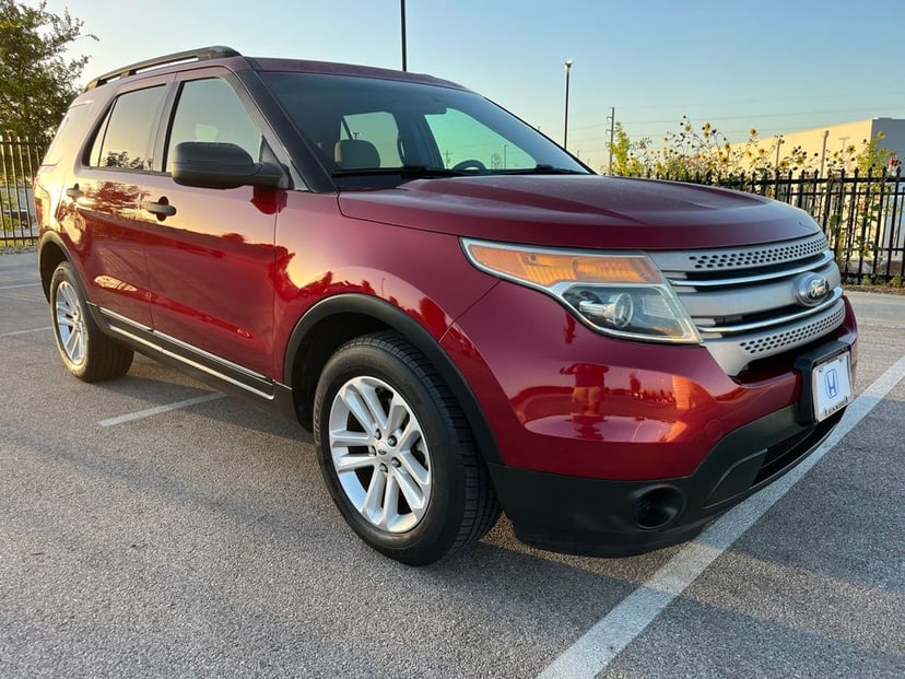 2015 Ford Explorer - Image 1
