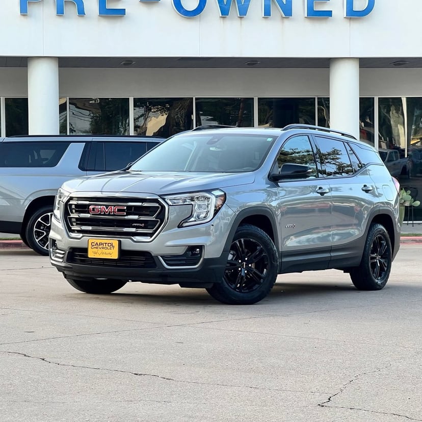 2023 GMC Terrain - Image 1