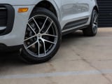 2026 Porsche Macan - Preview 12