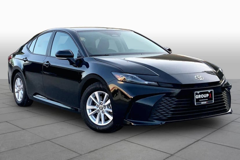 2025 Toyota Camry - Image 2