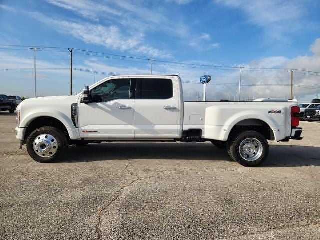 2026 Ford F-450 - Image 3
