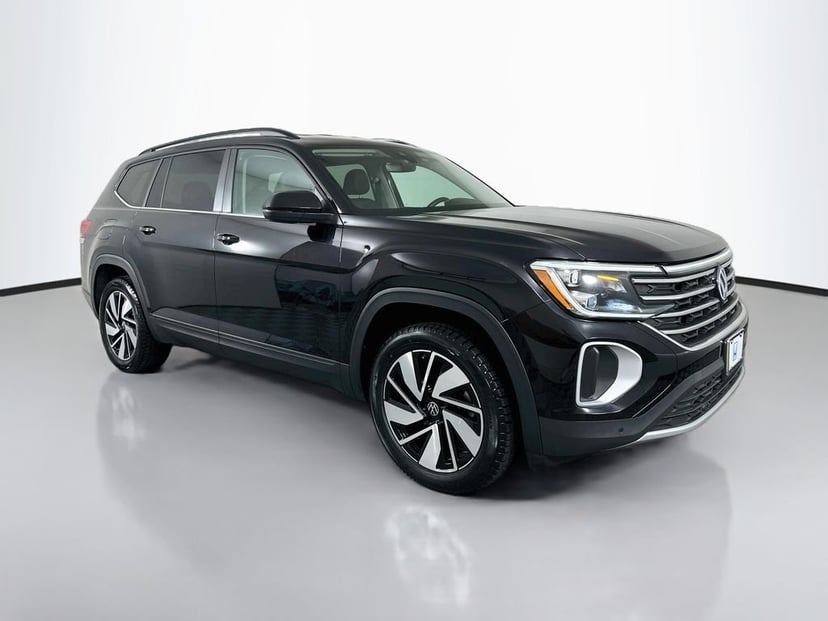 2025 Volkswagen Atlas - Image 1