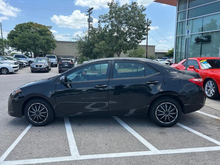 2018 Toyota Corolla - Image 3
