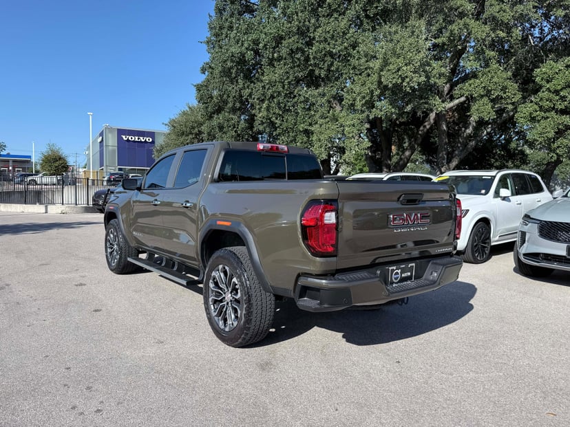 2023 GMC Canyon - Image 3