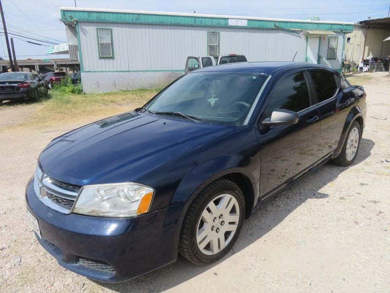 2014 Dodge Avenger - Image 3