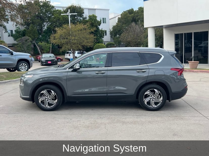 2023 Hyundai Santa Fe - Image 2