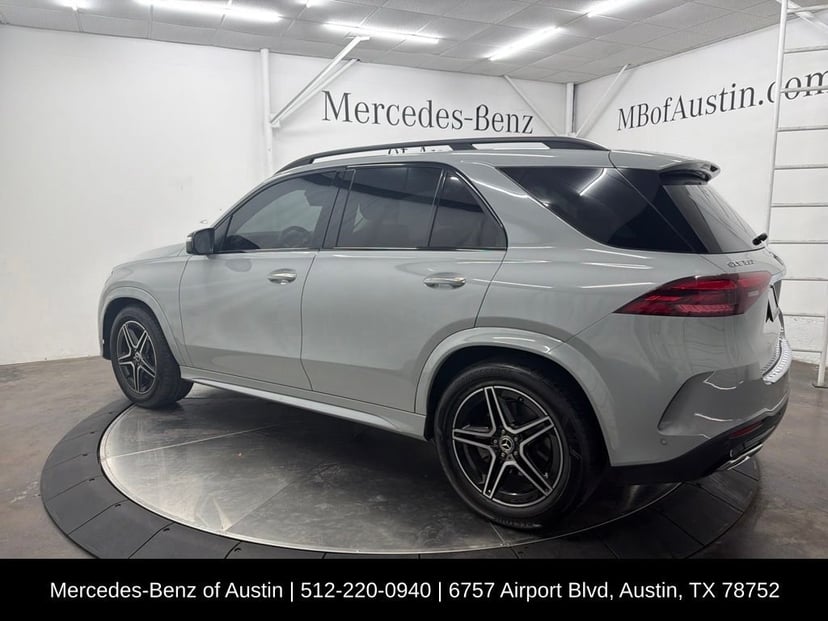 2025 Mercedes-Benz GLE-Class - Image 2