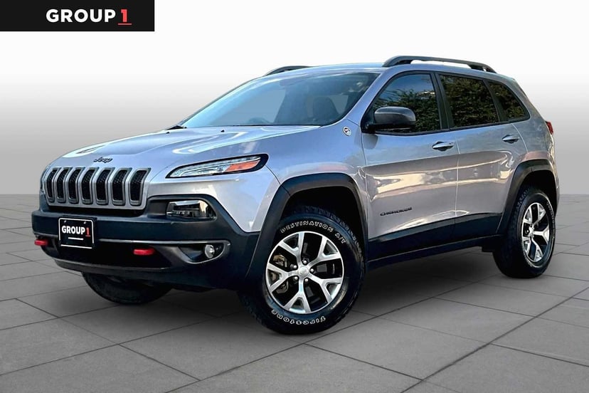 2018 Jeep Cherokee - Image 2