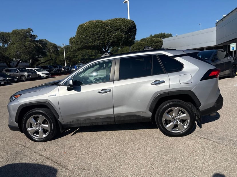 2021 Toyota RAV4 Hybrid - Image 2